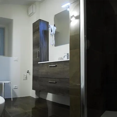 Iseo - Rooms&apartments 3* Castro (Lombardy)