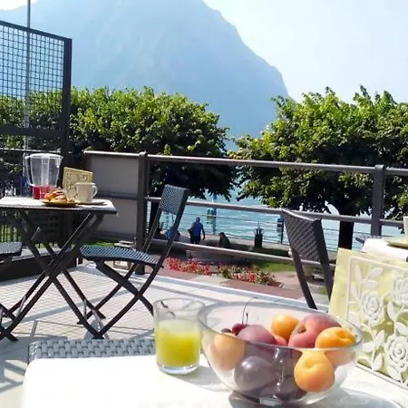 住宿加早餐酒店 伊塞奥湖住宿加早餐旅馆 Castro (Lombardy)