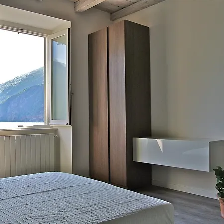 Iseo * Castro (Lombardy)