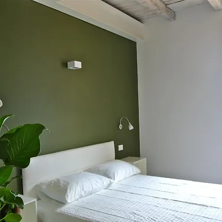 伊塞奥湖住宿加早餐旅馆 * Castro (Lombardy)