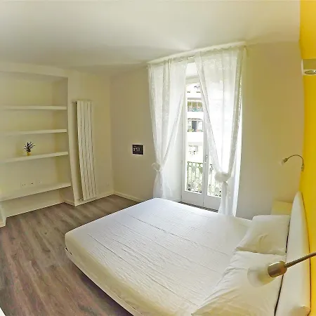 Iseo - & 3*