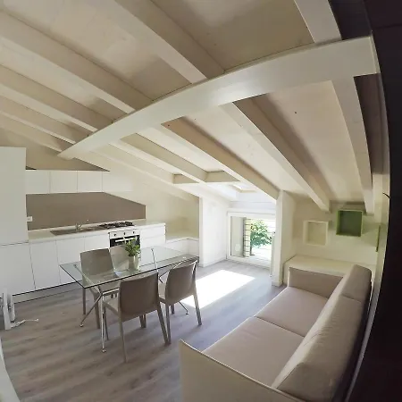 Iseo - & Bed & Breakfast Castro (Lombardy)