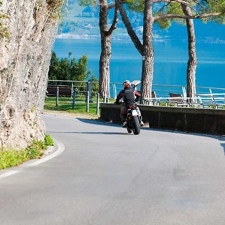 Iseo - & 3* Castro (Lombardy)