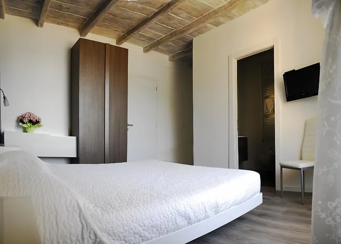 Iseo - & Castro (Lombardy)